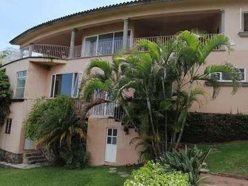 CASA EN LOS LIMONEROS