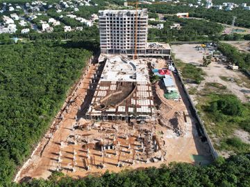 DEPARTAMENTO DE LUJO EN VENTA CANCUN 3 HABITACIONES SEGURIDAD, ALBERCA Y BOLICHE