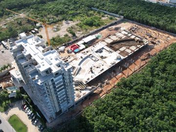 DEPARTAMENTO DE LUJO EN VENTA CANCUN 3 HABITACIONES SEGURIDAD, ALBERCA Y BOLICHE