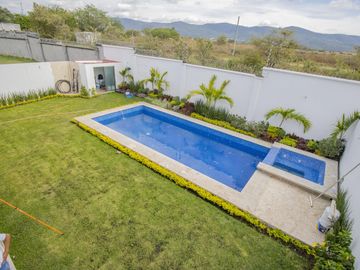 CASA EN PREVENTA PARAISO COUNTRY CLUB