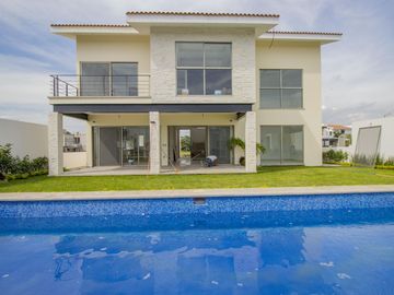 CASA EN PREVENTA PARAISO COUNTRY CLUB