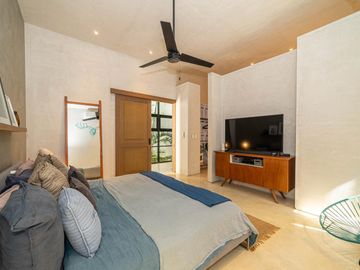 Impresionante Villa cerca del mar en Venta , residencial Selvamar Playa del Carmen