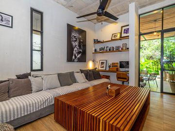 Impresionante Villa cerca del mar en Venta , residencial Selvamar Playa del Carmen