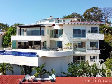 Casa de lujo en Fraccionamiento Real Diamante