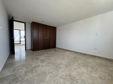 CASA EN VENTA EN PARQUE CHIHUAHUA, ZONA LOMAS DE ANGELÓPOLIS III