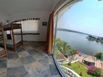 CASA EN VENTA  TEQUESQUITENGO