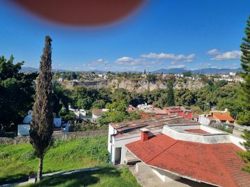 Casa en Fraccionamiento Lomas de Cuernavaca