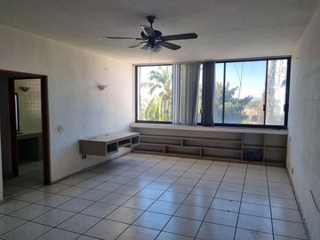 Casa en Fraccionamiento Lomas de Cuernavaca