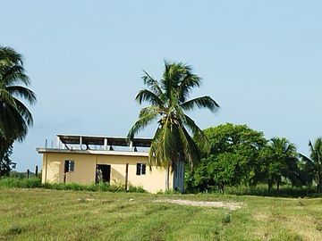 RANCHO DE 100 HECTÁREAS EN BACALAR