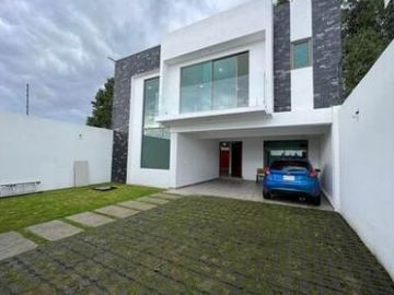 Casa en venta Bosques de Metepec