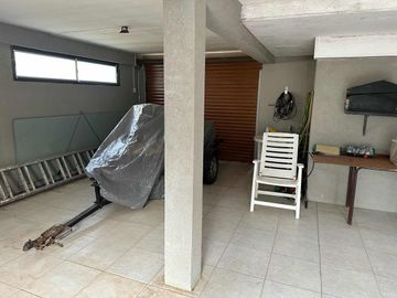 Casa en venta - 4 Dormitorios 3 Baños - Cochera - 350Mts2 - Costa Esmeralda