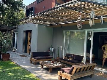 LAURA DE NOVES/AVDA. LAS CONDES