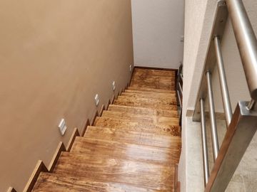 Casa en Venta Vistas Altozano con 4 Recámaras una planta baja