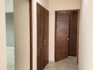 Casa en Venta Vistas Altozano con 4 Recámaras una planta baja