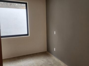 Casa en Venta Vistas Altozano con 4 Recámaras una planta baja