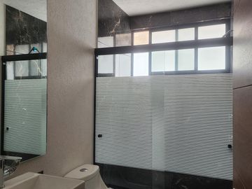 Casa en Venta Vistas Altozano con 4 Recámaras una planta baja