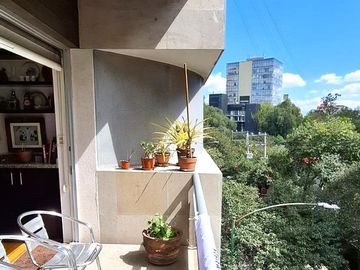 Departamento en venta en colonia Nápoles, con balcón.