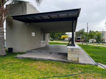 CASA EN VENTA EN CONDOMINIO Q CAMPESTRE AL NORPONIENTE DE AGS.