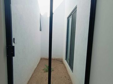 CASA NUEVA DE UNA PLANTA EN VENTA EN VILLAS DE LA CANTERA.