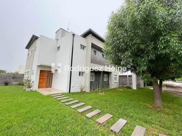 Casa en Bahia Blanca