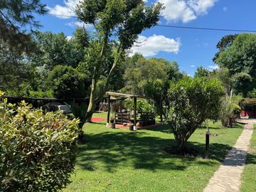 Casa en venta - 2 Dormitorios 2 Baños - Cochera - 1.600 - La Lonja