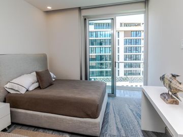 Departamento en Venta y en Renta en Puerto Cancún, Riva.