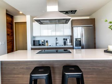 Departamento en Venta y en Renta en Puerto Cancún, Riva.