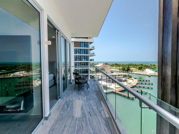 Departamento en Venta y en Renta en Puerto Cancún, Riva.