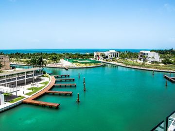 Departamento en Venta y en Renta en Puerto Cancún, Riva.