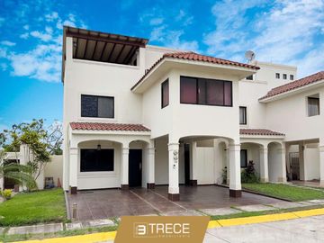 Casa en venta Fraccionamiento Quintas Al Andalus, Boca del Río, Veracruz