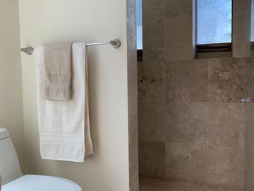 VENTA CASA HERMOSA EN CUERNAVACA MORELOS