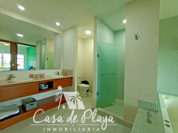 Departamento en venta. Mayan Lakes Acapulco Diamante