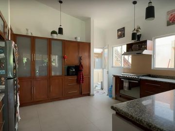 Casa en Fraccionamiento Lomas de Cuernavaca