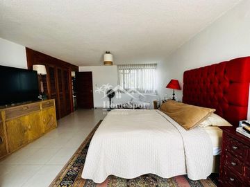 CASA EN LOMAS DE LA SELVA