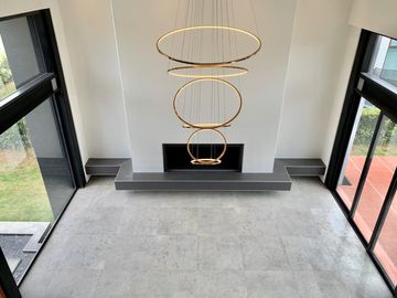 Casa Nueva Minimalista en Club de Golf los Encinos