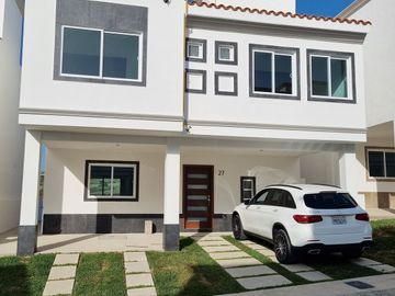 VENTA DE CASA EN REAL DEL MAR