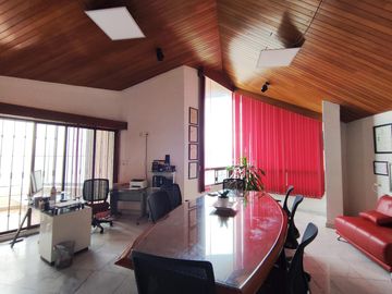 CASA EN REFORMA