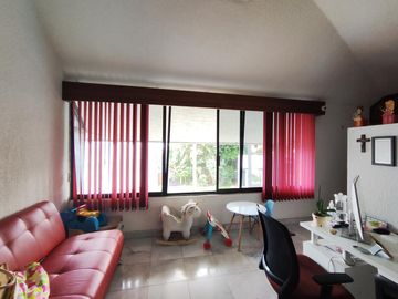CASA EN REFORMA
