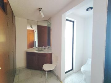 CASA EN REFORMA