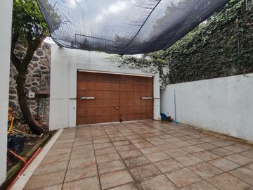 CASA EN REFORMA