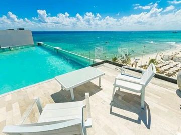 Penthouse de Dos Habitaciones Frente al Mar en Playa del Carmen