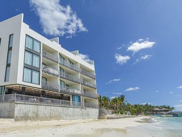 Penthouse de Dos Habitaciones Frente al Mar en Playa del Carmen