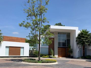 CASA RESIDENCIAL EN VENTA EN MORILLOTLA