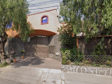 Casa 202m2 en la Noria 3 recamaras 3 estacionamientos Oportunidad