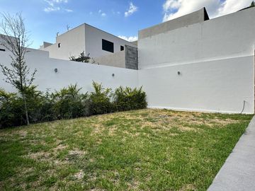 Casa en Venta en Laderas Caranday