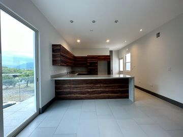Casa en Venta en Laderas Caranday