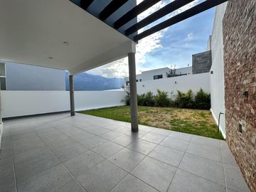 Casa en Venta en Laderas Caranday