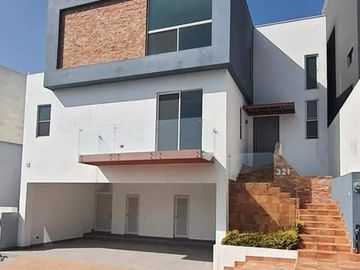 Casa en Venta en Laderas Caranday