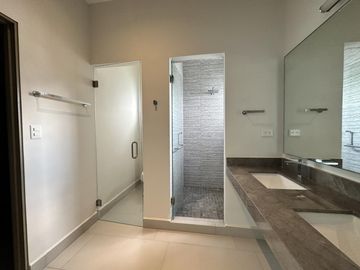 Casa en Venta en Laderas Caranday