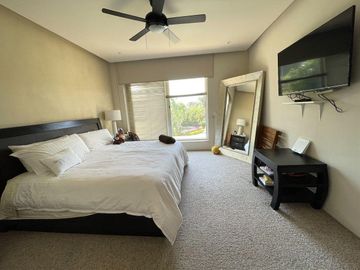CASA EN VENTA EN LAS QUINTAS